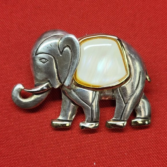 VTG Elephant Brooch Pin Pendant Metal Faux Abalone - Picture 1 of 10